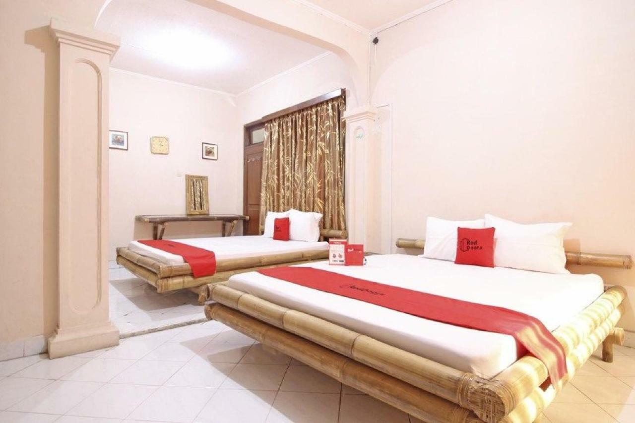 Reddoorz Near Pakualaman Yogyakarta Exterior foto